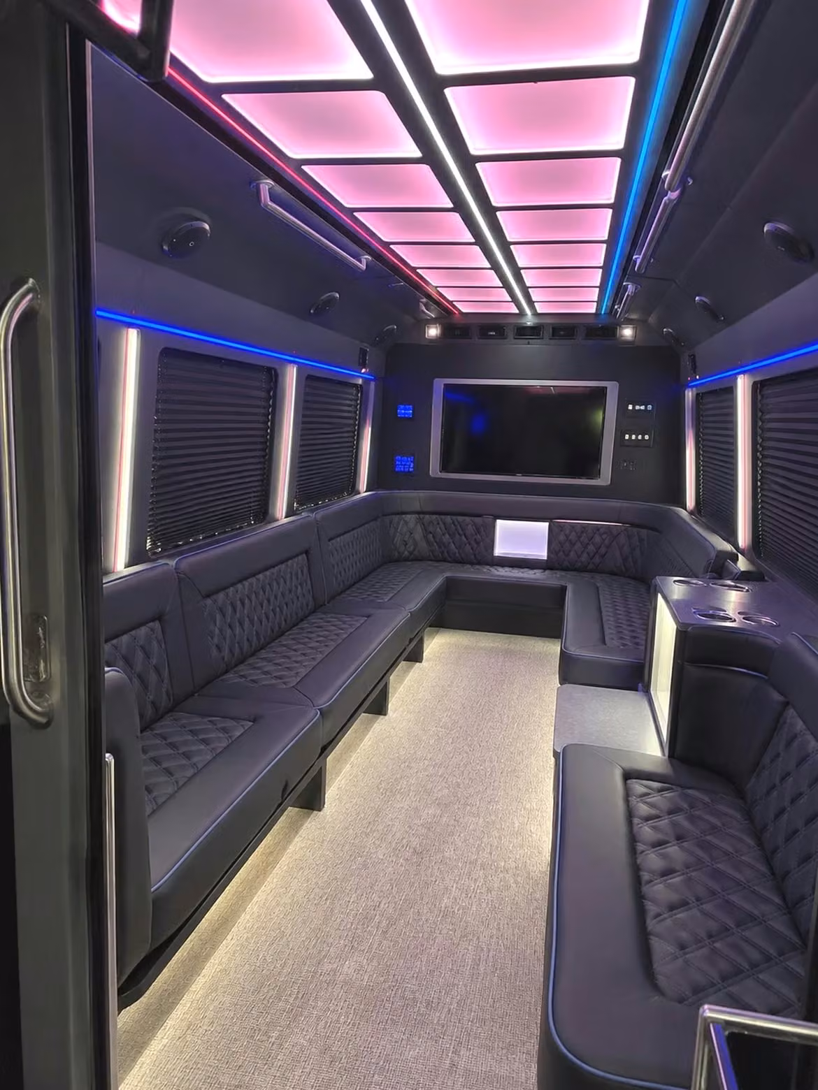 des moines prom transportation